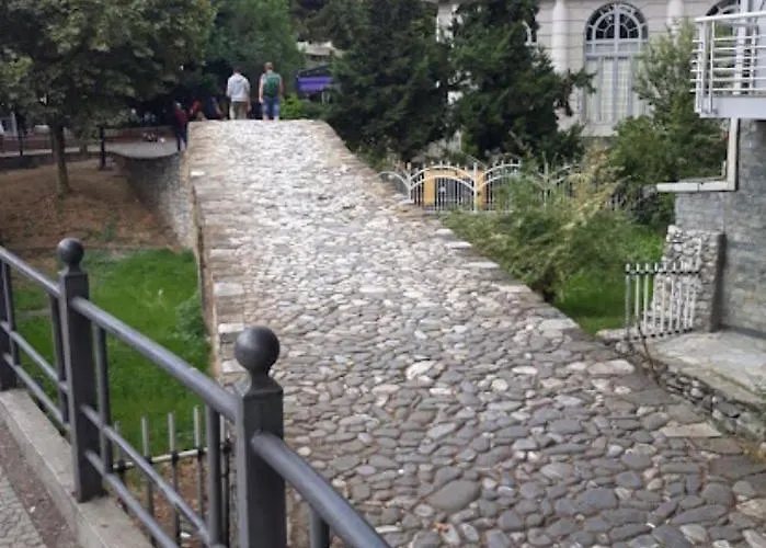 1, Tirana