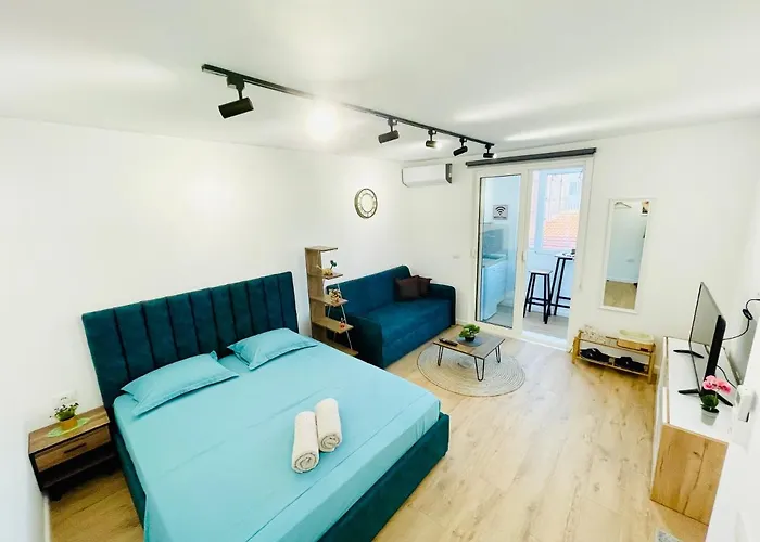 1, Apartment Tirana