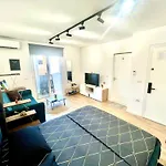 1, Appartement Tirana