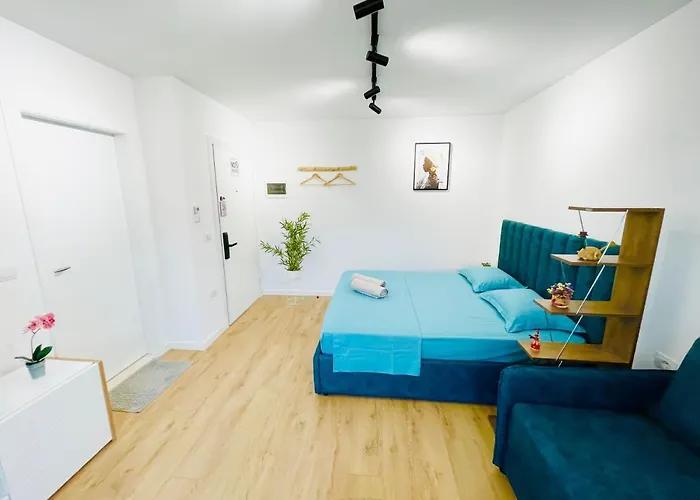 Apartament 1, Tirana
